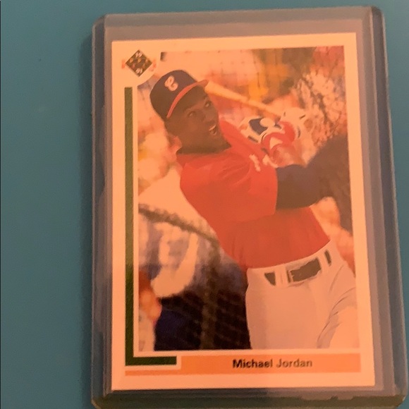 Michael Jordan Sox card - Picture 1 of 2